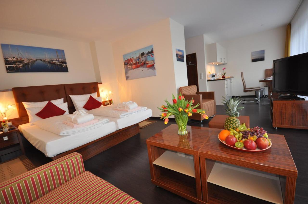 Ferienwohnung Yachtclub Timmendorfer Strand Bagian luar foto