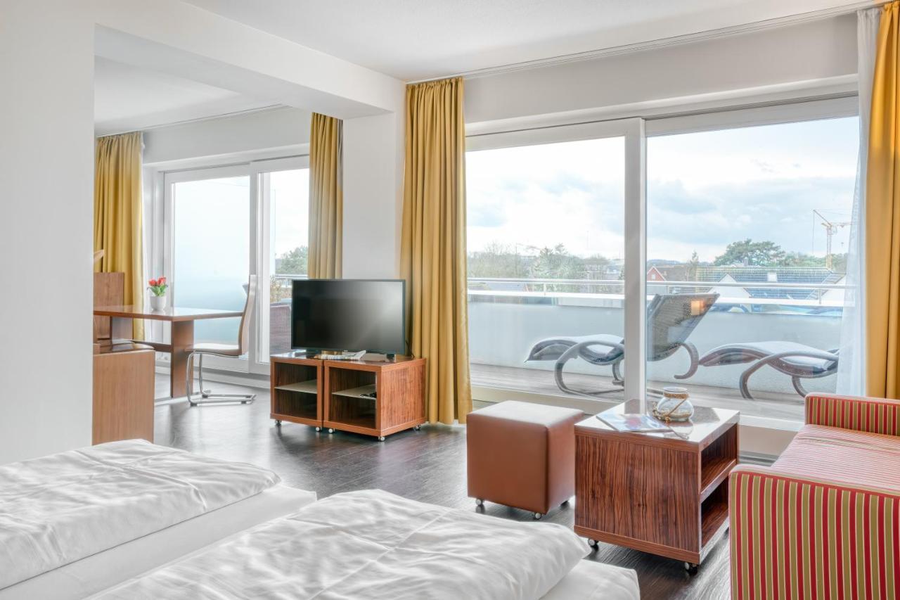 Ferienwohnung Yachtclub Timmendorfer Strand Bagian luar foto