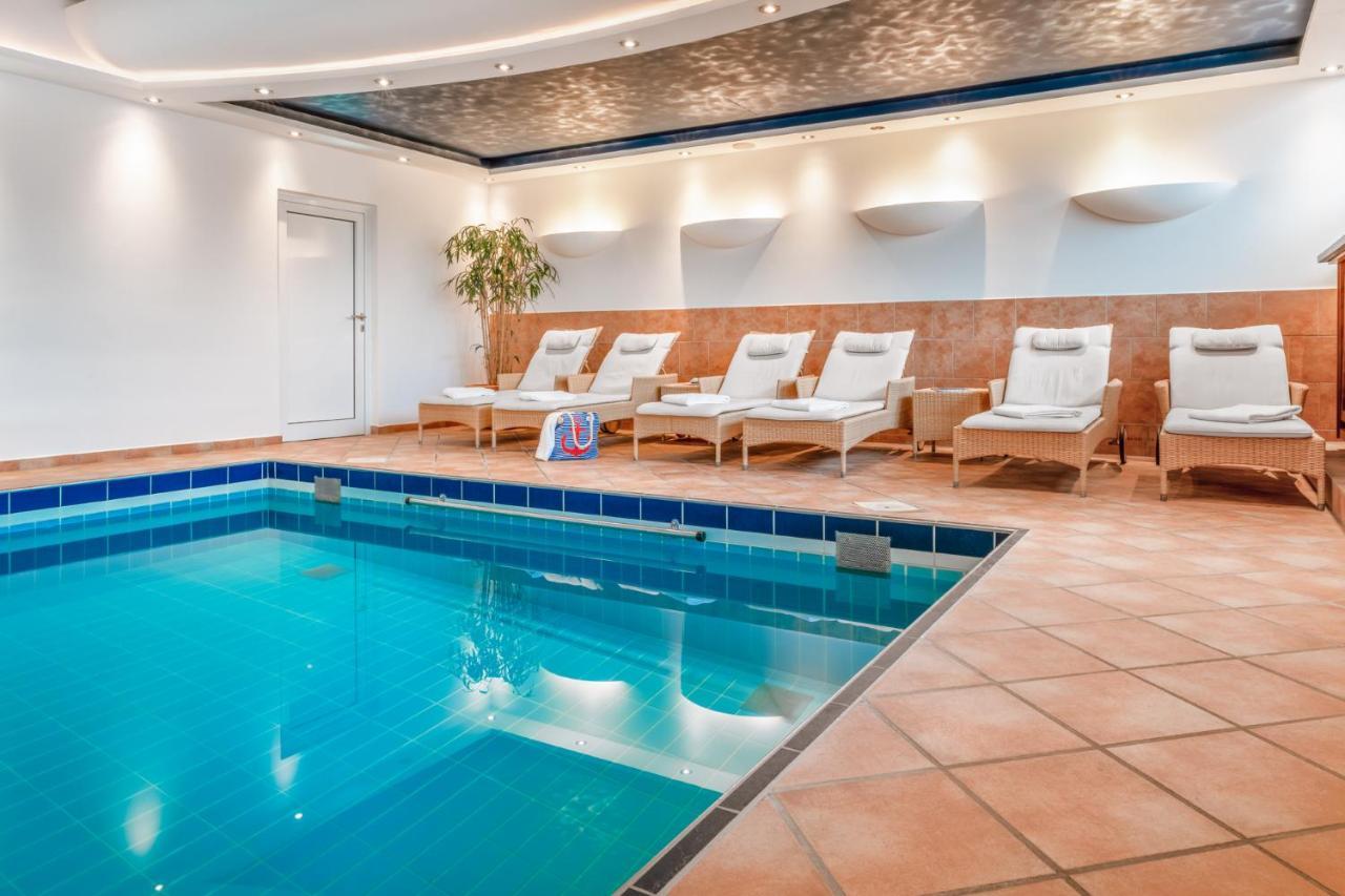 Ferienwohnung Yachtclub Timmendorfer Strand Bagian luar foto