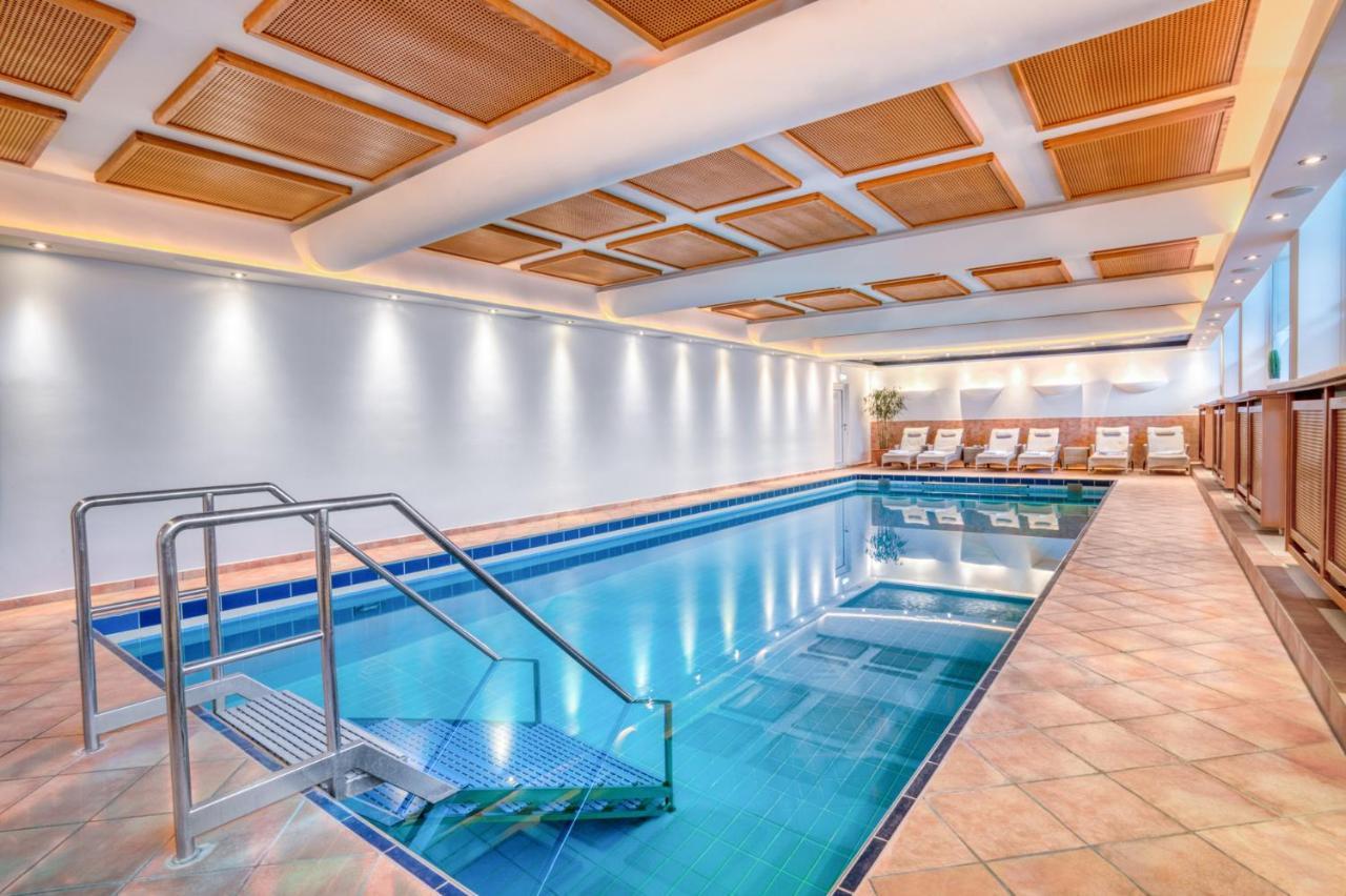 Ferienwohnung Yachtclub Timmendorfer Strand Bagian luar foto