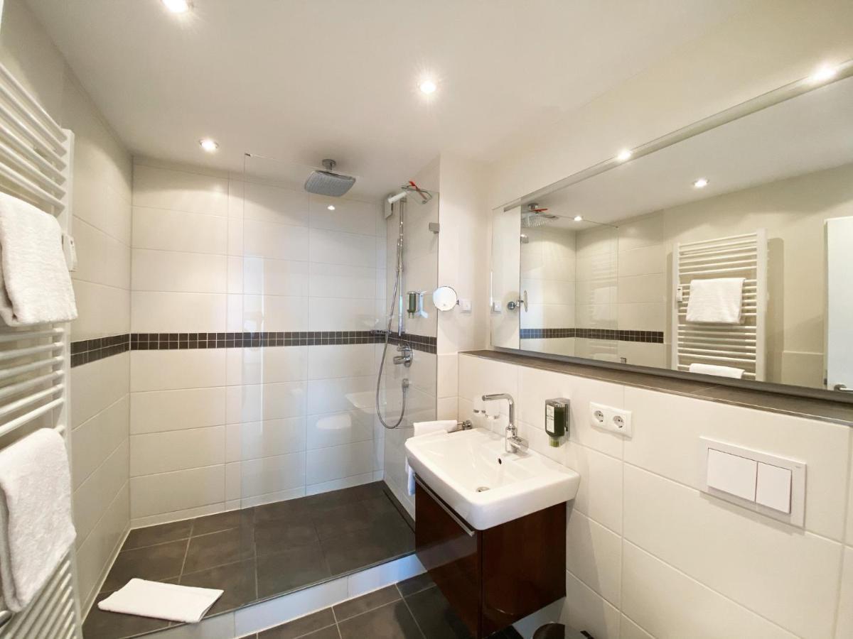 Ferienwohnung Yachtclub Timmendorfer Strand Bagian luar foto